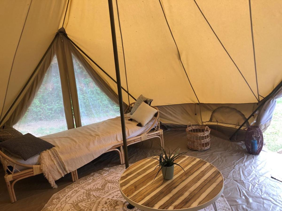 Camping Moulin De Chaules Saint-Constant Zewnętrze zdjęcie