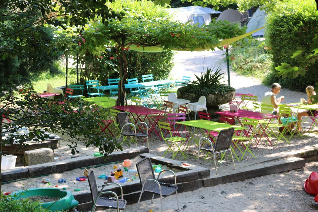 Camping Moulin De Chaules Saint-Constant Zewnętrze zdjęcie